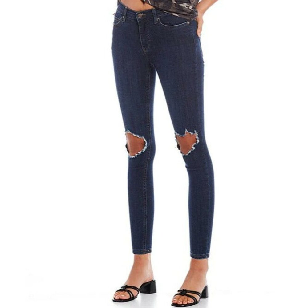 New Free People Busted Distressed Women's 28R Indigo Blue High Rise Skinny Jeans